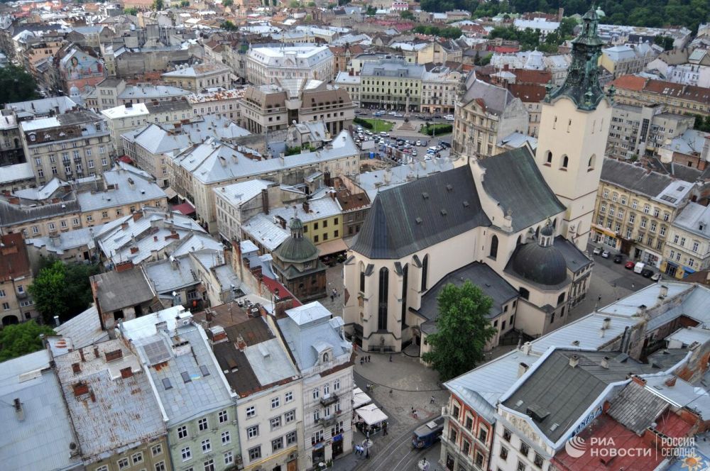 �� ��������� ������� ������������� ����� 200 ��������� ����������