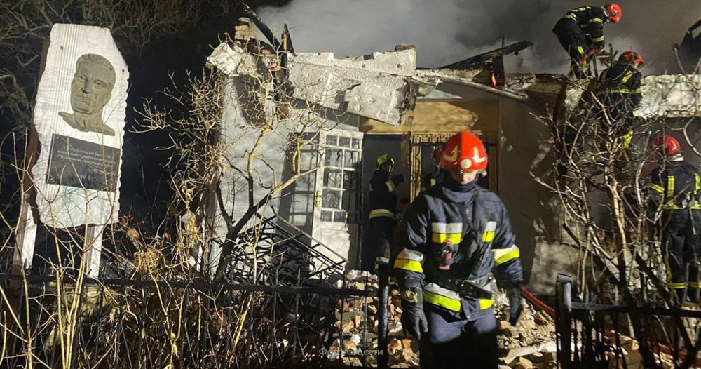 Музей украинскому националисту Шухевичу уничтожен во Львове