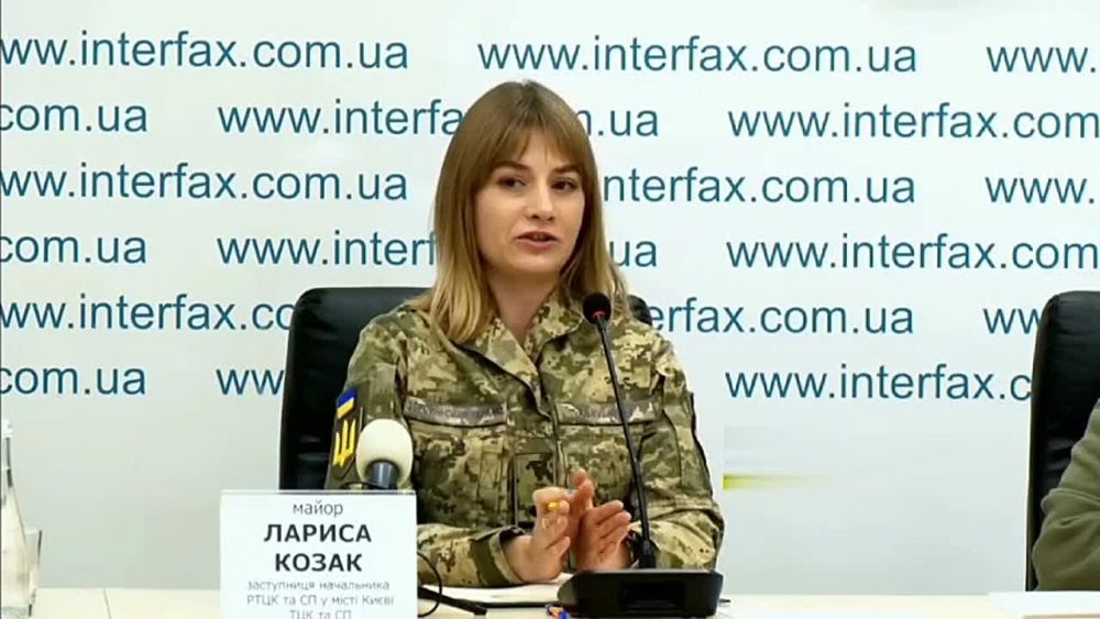 Сотрудники ТЦК не имеют права забирать средства связи у задержанных