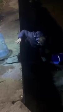 Жители украинского Львова остаются четвертые сутки без воды из-за аварии на водопроводных сетях, пишут местные СМИ