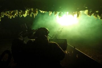 РИА: Комбриг ВСУ Дзерин пил шампанское во время мясных штурмов своих подчиненных