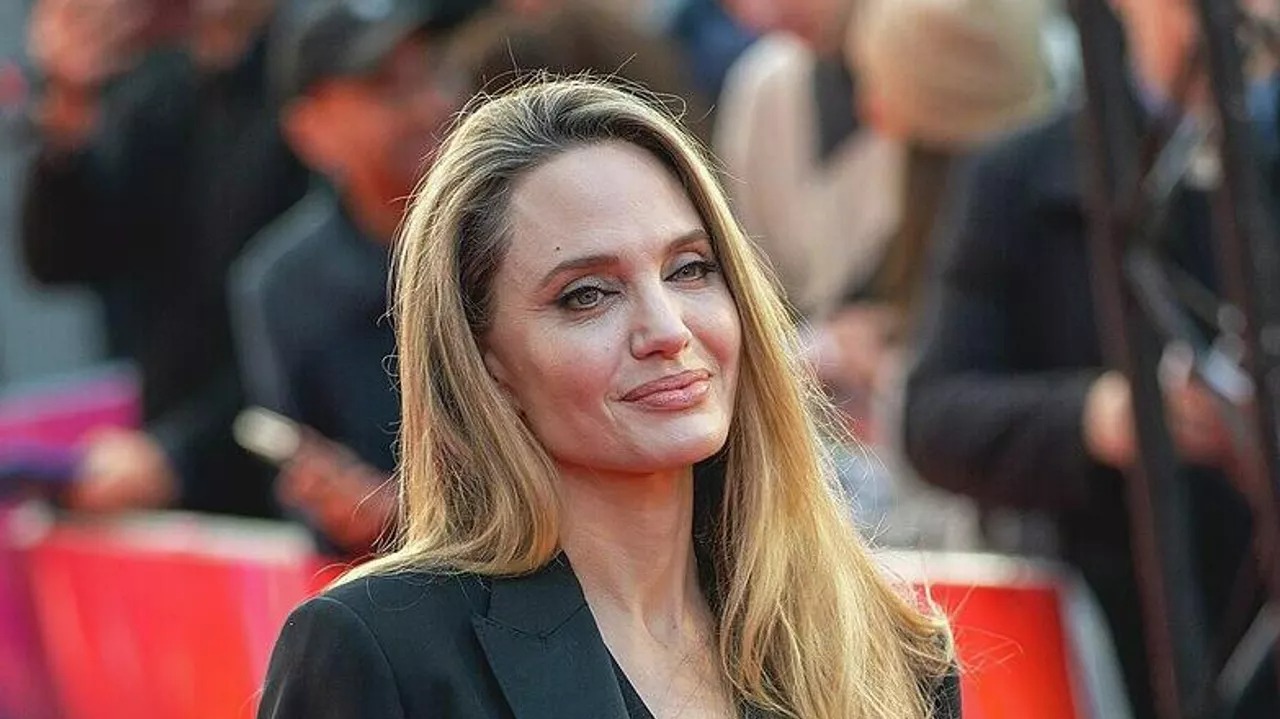 Как расхитительница Гробниц превратилась в посетительницу туалетов людоловов