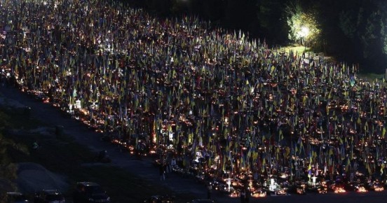 Всего 20 мест осталось на кладбище во Львове, где хоронят погибших вэсэушников