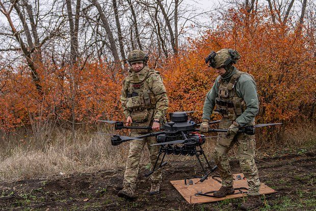 Военкор Татаринов: На Украине опубликованы 699 тысяч некрологов военнослужащих