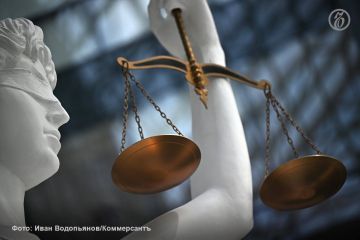 ڻ              (),        3,5  15 