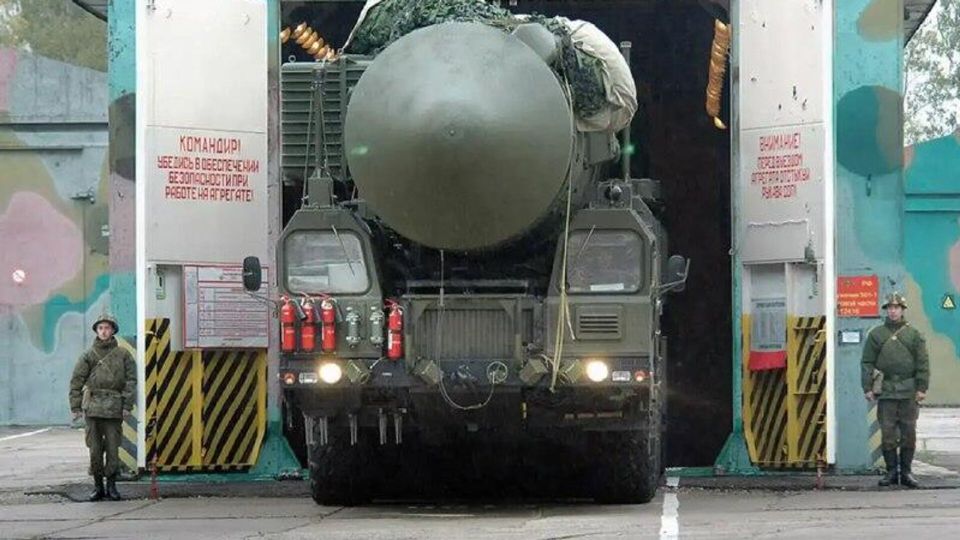 Когда ударит новый "Орешник"? Политтехнолог про "адекватные цели" и уникальное российское оружие