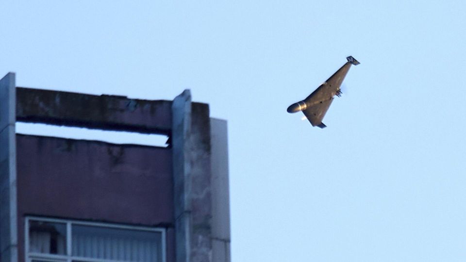 Взрывы и пожары. Последствия ночного обмена ударами