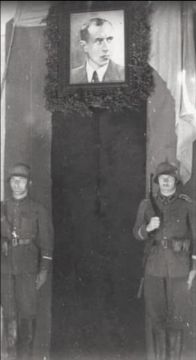 Владимир Корнилов: В этот день 85 лет назад глава абвера Канарис распорядился создать из бандеровцев немецкие батальоны «Нахтигаль» и «Роланд»