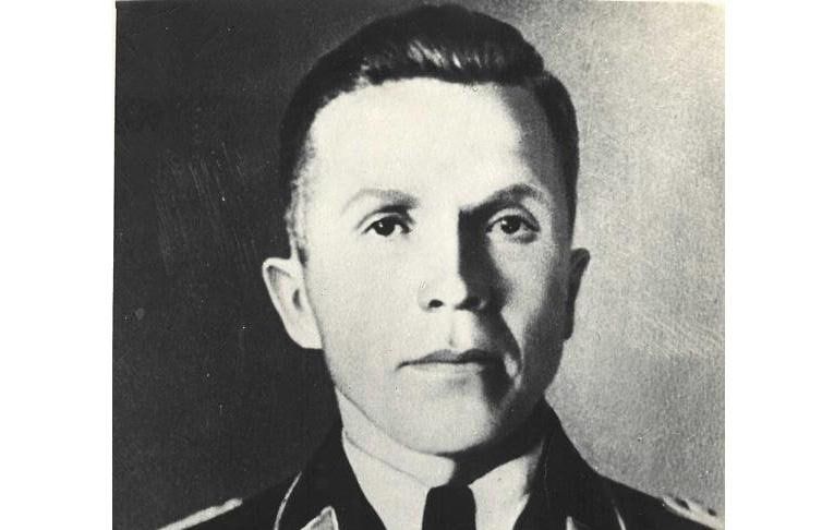 9 ����� 1944 ���� � ������ ���� ������� ��������� ������� � ������� � ������������ ����� ���������� ��������� ��������� ������� ��������