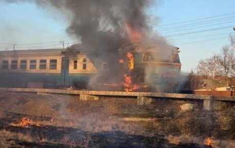 Хорошо, но мало. В Николаевской области уничтожен ещё один локомотив, перевозивший составы для нужд ЗСУ