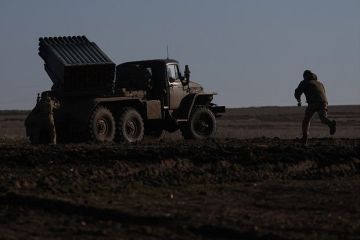 «Известия»: Солдат ВСУ ушел на территорию России и получил статус беженца