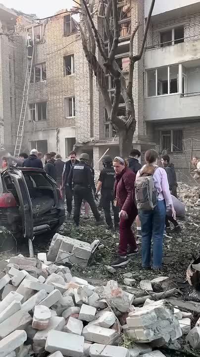 А это Львов.. Смотрю и так Майданом повеяло))