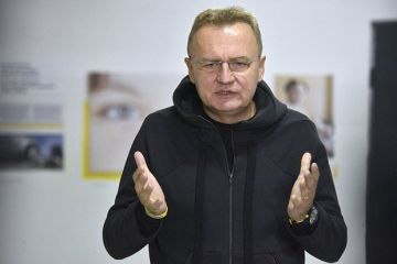 Мэр Львова Андрей Садовой обнаружил прослушивающее устройство в служебном автомобиле